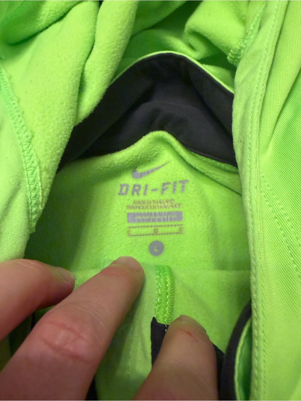 Women's Nike Dri-FIT Bright Lime Green Hooded Pullover- Size Large- Pre-owned - Picture 2 of 3